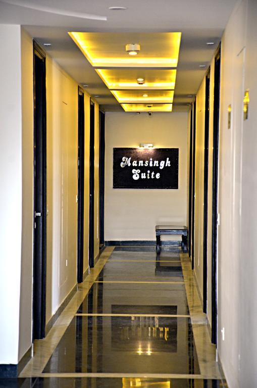 Hotel Crimson Palace Agra  Bagian luar foto